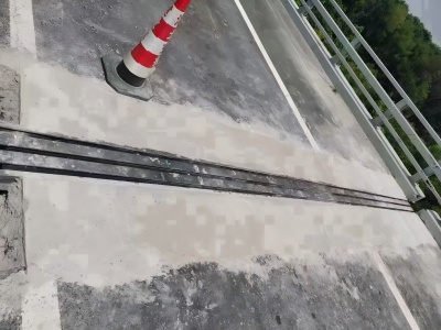 南岳伸缩缝更换后浇筑材料快速结构修补料速砼的产品特点及施工流程​